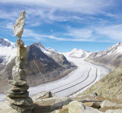Rubrique Montagne – S’apaiser en érigeant des cairns