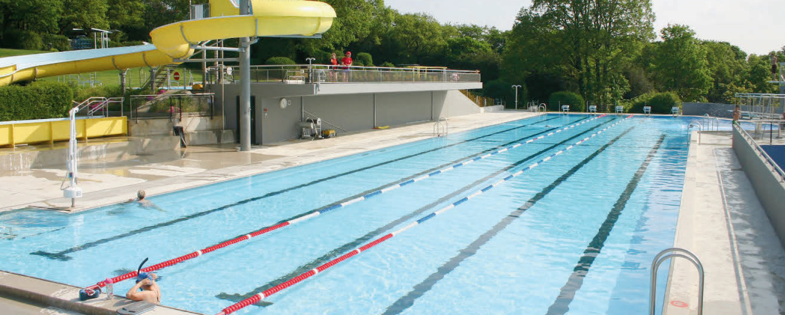 La Sarraz – La piscine est ouverte