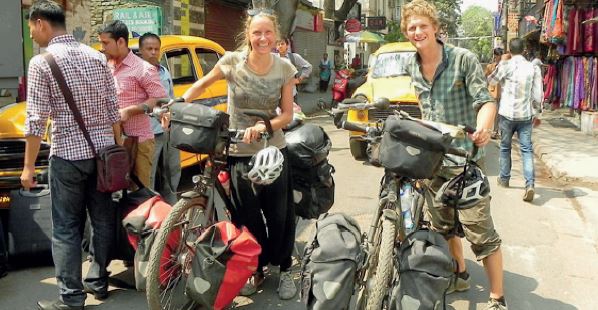 Première de « Roulé Boulé », Théâtre à vélo !