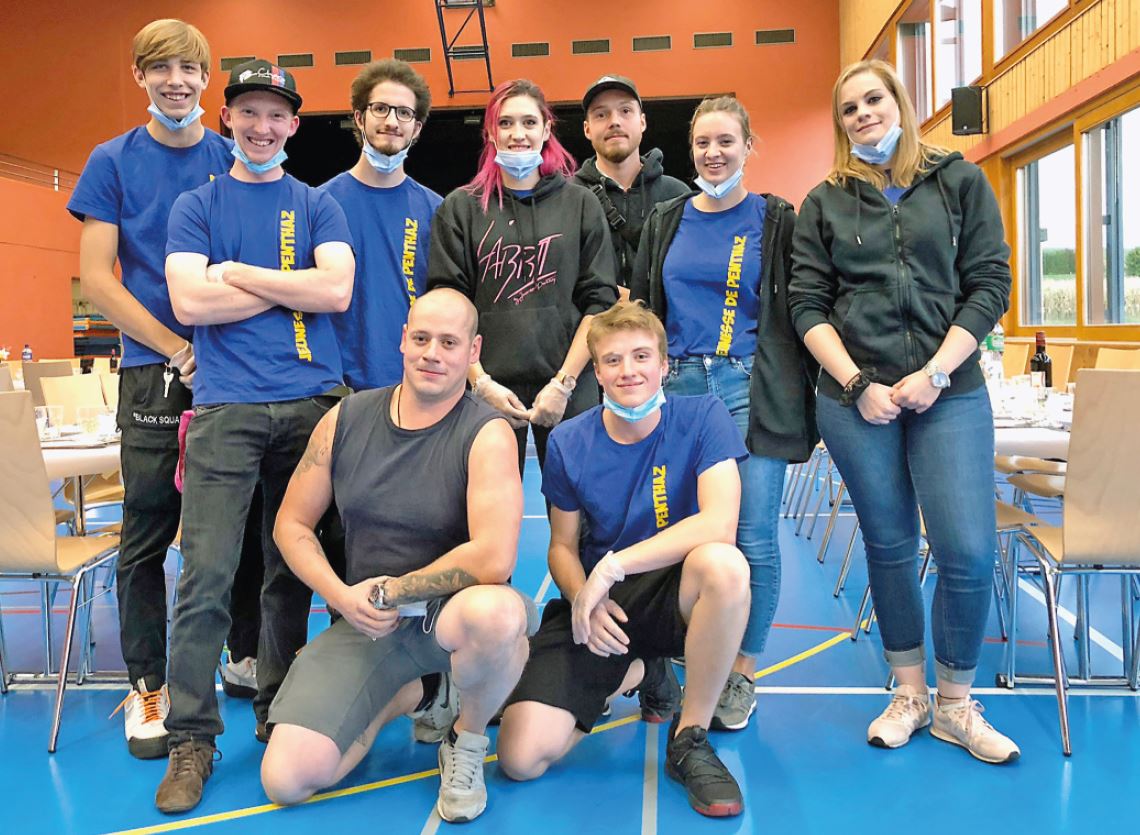 Penthaz, La Jeunesse met la main… aux pâtes !