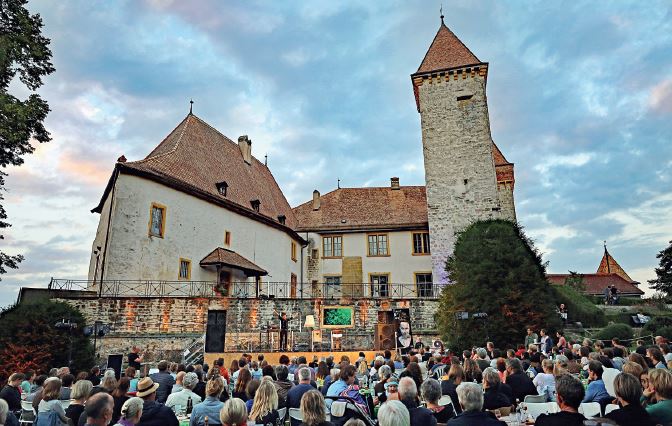 La Sarraz, Les Jeudis du Château