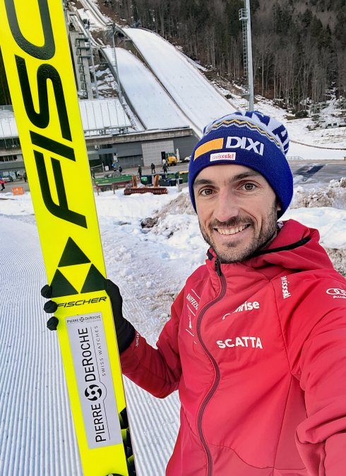 La Sarraz – Opération de soutien au champion de saut à ski